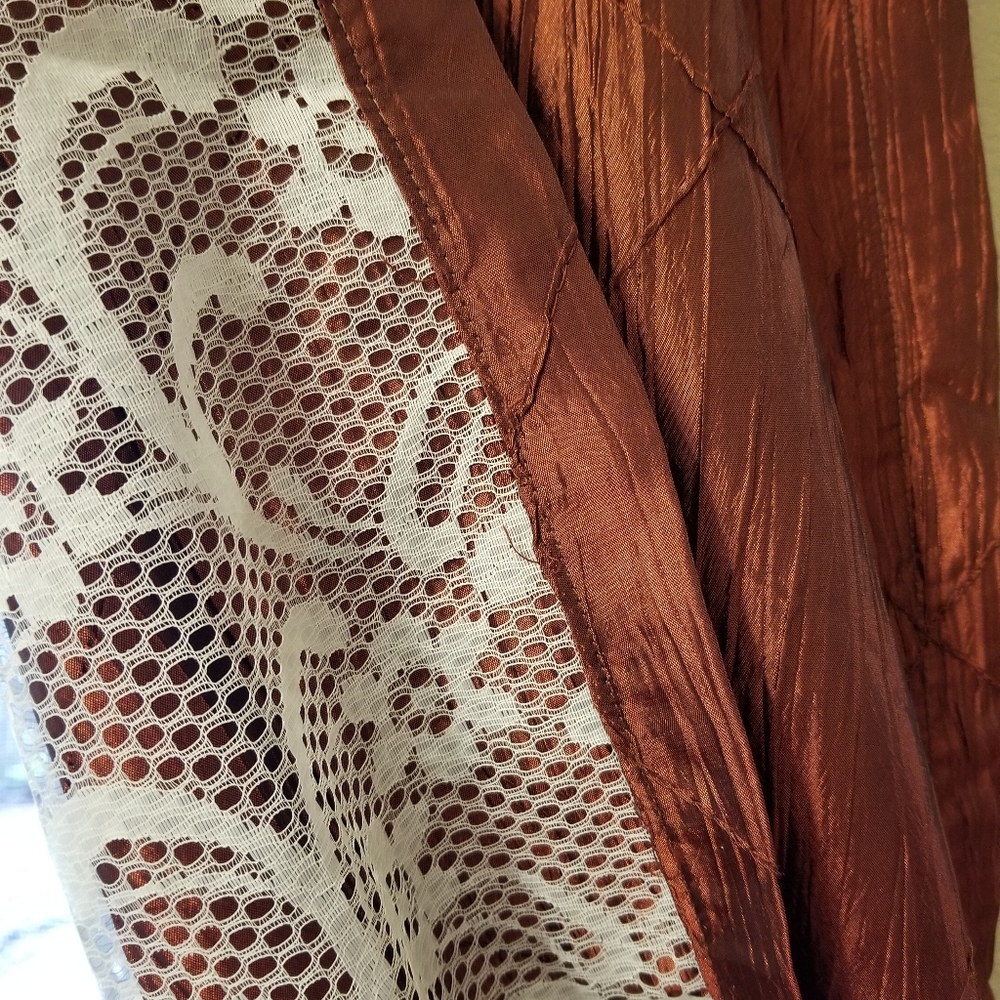Two Rust Curtains panels - Picture 4 of 5
